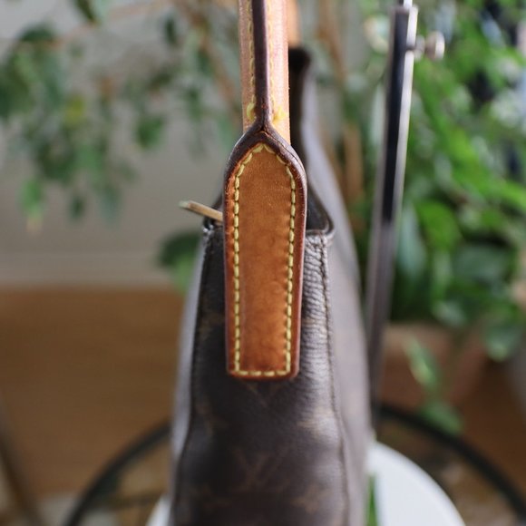 LV Vintage Monogram Looping Purse GM Date - Picture 4 of 17